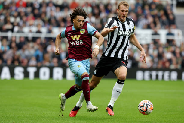 场球员的稳 场球员的稳